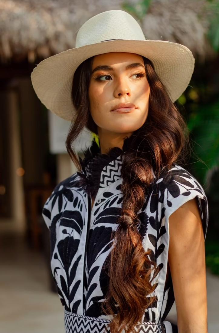 Editorial — Makeup Vallarta